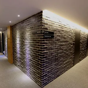 Hotel 8, Seul